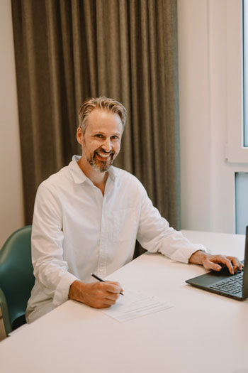 Dr. med. Frank Schemeit